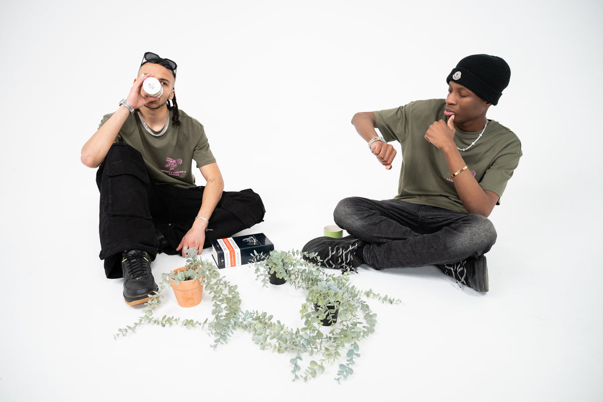 LENNYS COFFEE & BOOKS OVERSIZED TEE