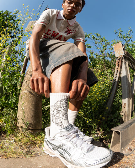 WHITE GRAFTER SOCKS ( 8 - 11 UK ). * 1 PAIR *